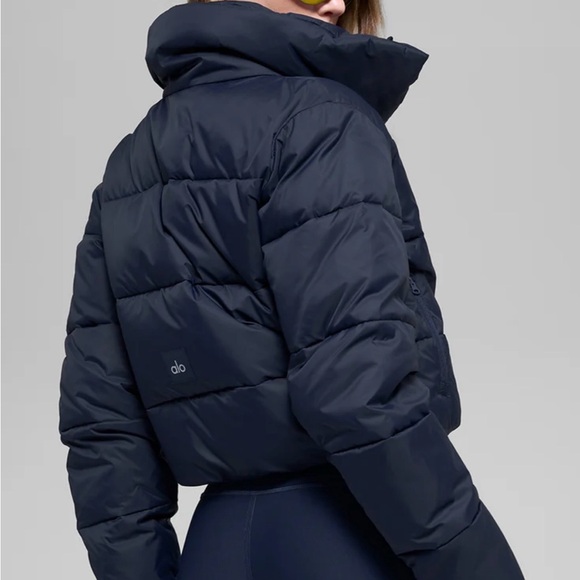 ALO Yoga Midnight Blue Puffer Jacket - Picture 3 of 5